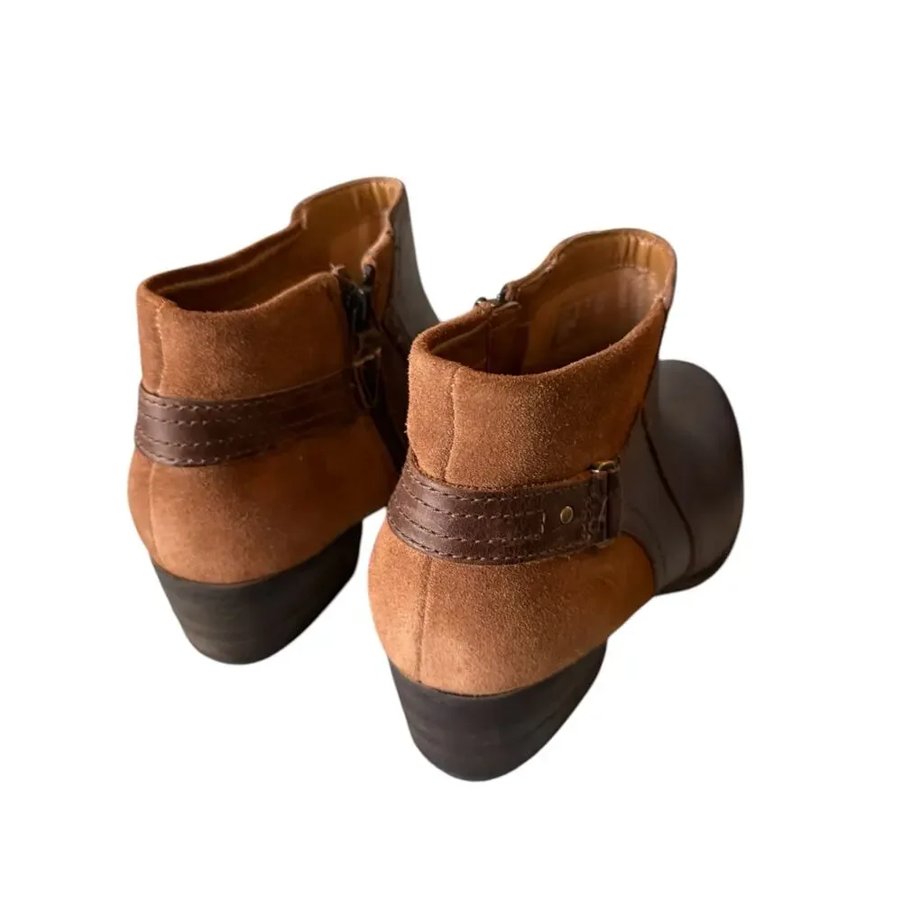Clark’s Artisan Sz 9 Maypearl Brown Rustic Buckle Side Boots Leather Western